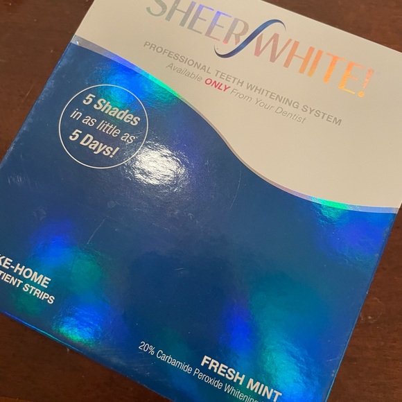 Teeth Whitening Strips - Fresh Mint - Picture 5 of 5